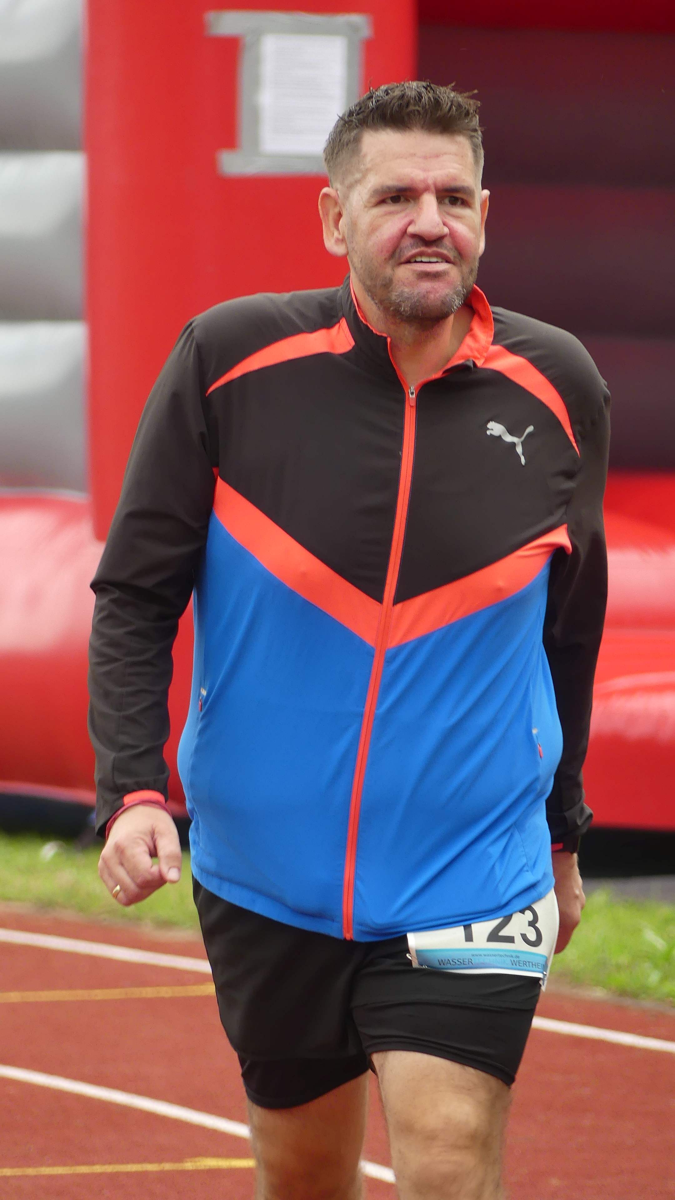 Bild vom 15. Benefizlauf im Jahr 2025. Dies ist das 169. Bild.